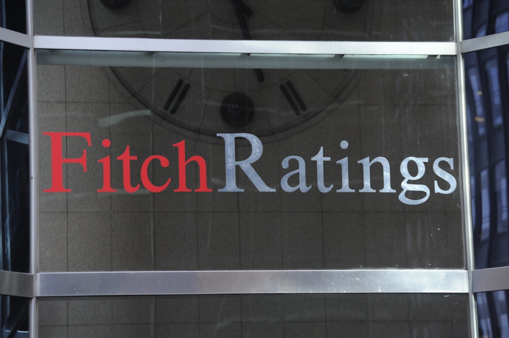 fitch:-Αποκαλύπτει-την-αμερικανική-«φούσκα»-ή-υπερβάλλει;